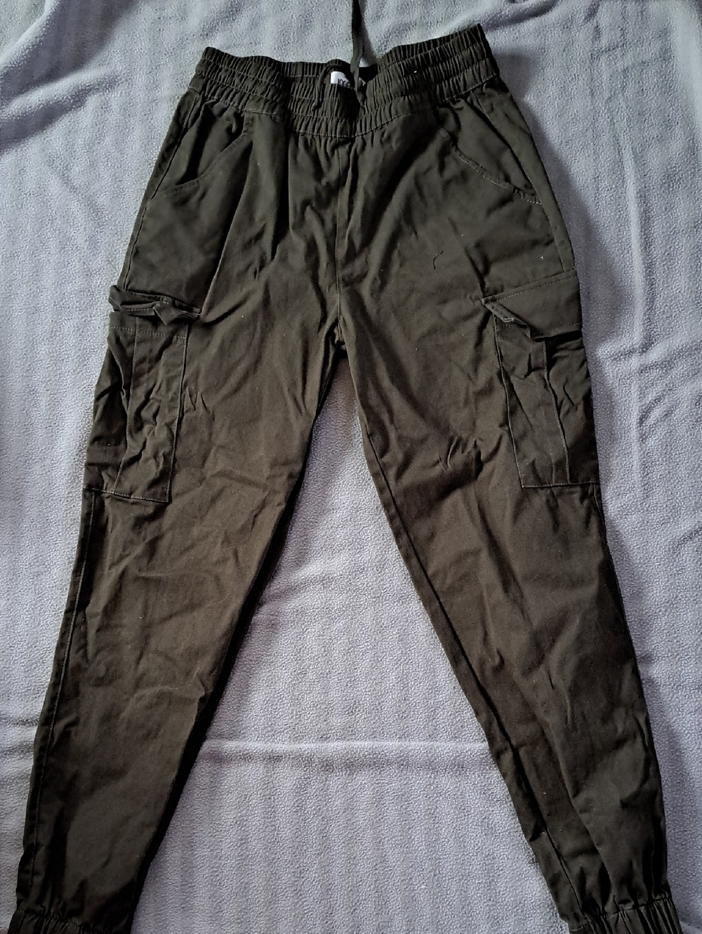 refuge Olive Green Cargo Joggers - NWOT